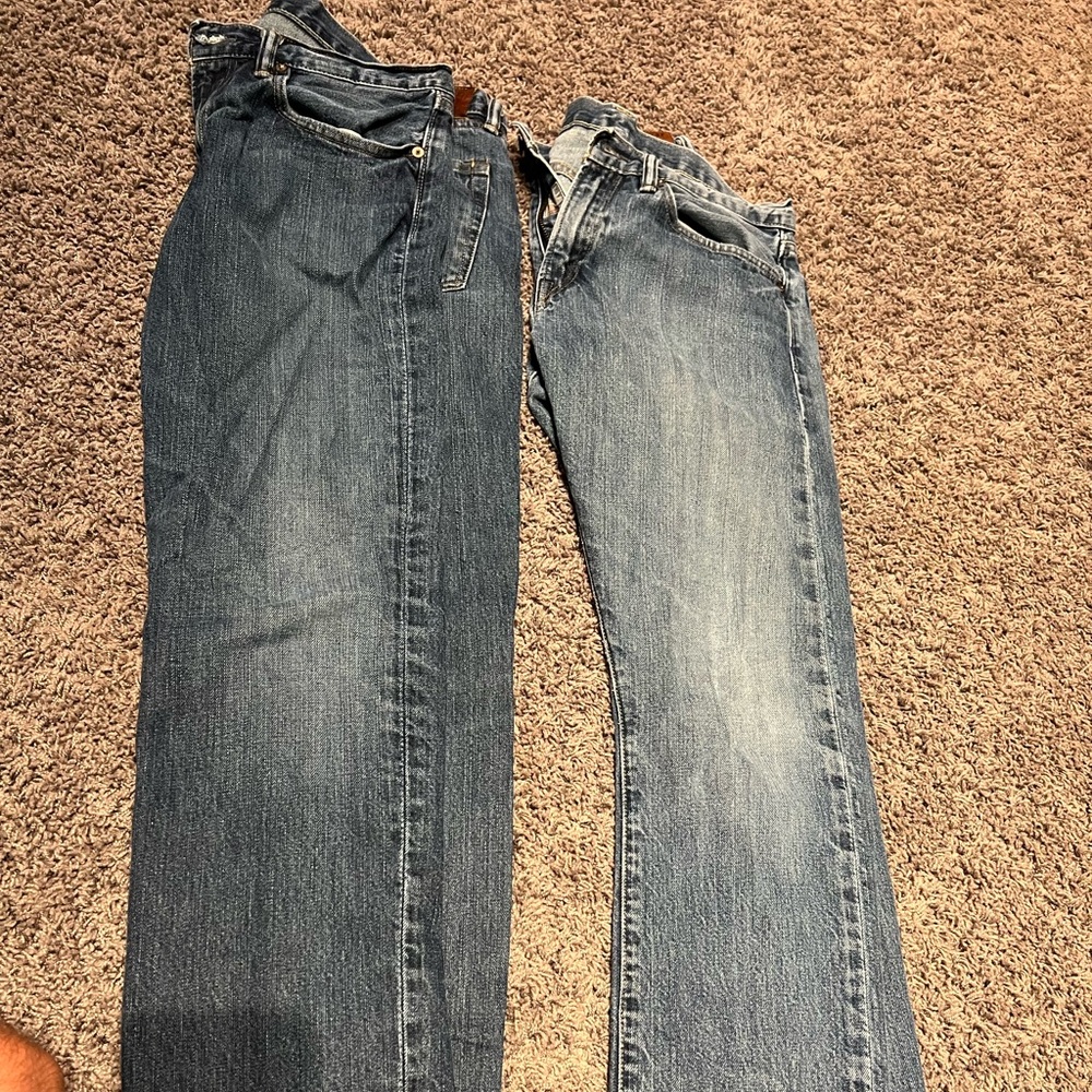 2 pairs of polo jeans 
1 slim straight (018) 31/30
1 slim (381) 32/30